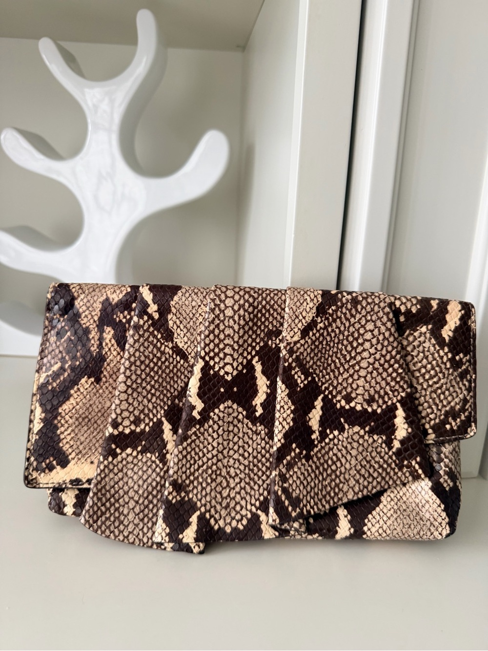 Vintage Y2K 2000’S HENRI BENDEL Snake print Leather Evening Clutch Bag Women’s